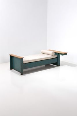 a bench that is sitting in the middle of a room
