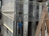 an image of a large machine that is sitting on a pallet