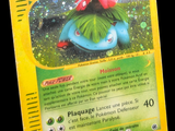 gros plan d'une carte pokemon sur fond noir