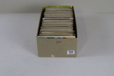 1 boite 600 cartes env. diverses