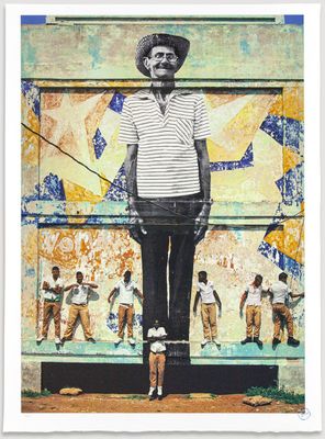 tableau représentant un homme debout sur un skateboard devant une fresque murale