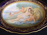 a picture of a plate with a painting on it