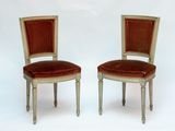 paire de chaises avec dossier et assise rembourrés