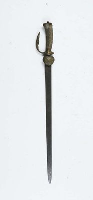 Couteau de vènerie. Poignée en bois de cerf.