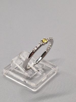 MAUBOUSSIN. Fine bague modèle "Capsule d'émotion" en or gris…