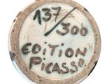 une image d'une pièce de monnaie sur laquelle figure la date de naissance d'un enfant