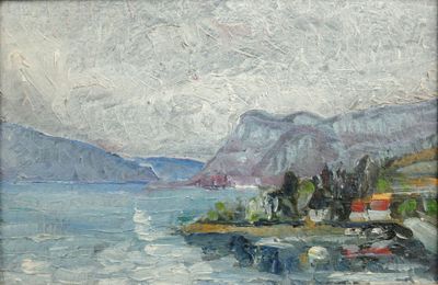tableau représentant une vue sur un plan d'eau avec des montagnes en arrière-plan
