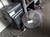 un ventilateur posé à côté d'une armoire
