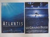 deux affiches de cinéma représentant un dauphin et un dauphin dans l'océan