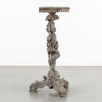 Console italienne ornée d'un putto, en bois sculpté et patin… (photo 4)
