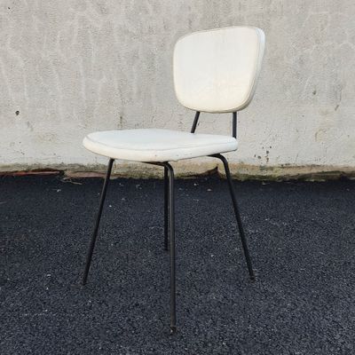 Chaise moderniste dans le gout de Pierre Paulin pour Thonet. Travail d