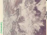 une photo d'une photo de la Terre prise depuis l'espace
