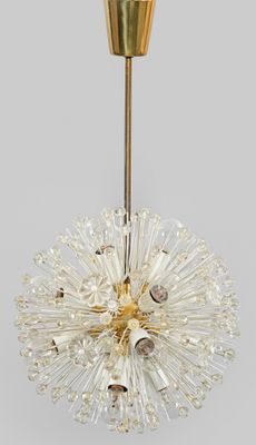 Modèle du milieu du siècle d'Emil Stejnar Messing, composé d…