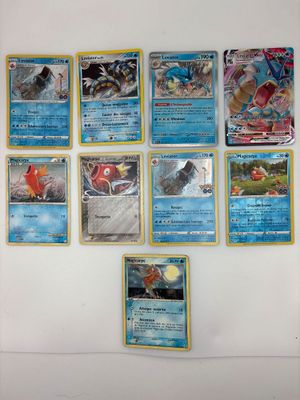beaucoup de cartes pokemon sur le mur