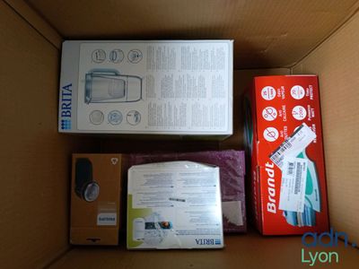 a box that has some electronic items inside of it
