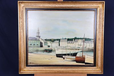 une image d'un tableau représentant un bateau sur la plage