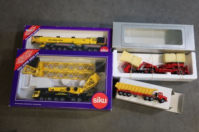 QUATRE VEHICULES TAILLE REDUITE - Photo 1