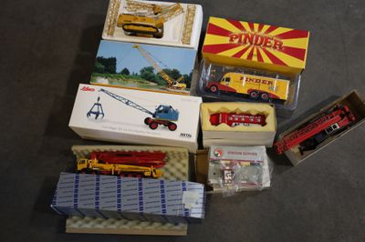 ENSEMBLE DE VEHICULES TAILLE REDUITE - Photo 1