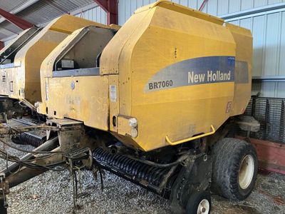 Rounder New Holland BR 7060 Année : 2008