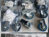 de nombreux types de roues différents qui sont sur la table