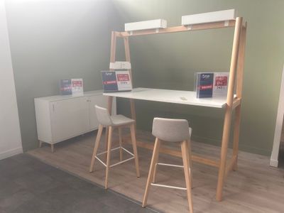 1 lot de mobilier comprenant : - Photo 1