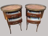 Paire de table de chevets en bois de placage ouvrant par deu… (photo 2)