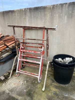 5 tréteaux de chantier - Photo 1