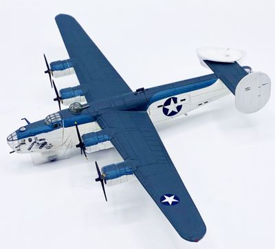 Probablement HOBBY MASTER Avion miniature PB4Y-1 Liberator S…