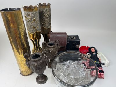 a lot of items that are sitting on a table