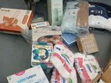 many items that are sitting on the table together