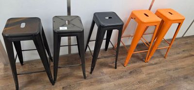 5 Tabourets Styles Industriel