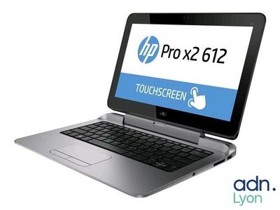 Ordinateur portable à écran tactile HP Pro X2 812