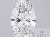 un diamant en forme de poire sur fond blanc