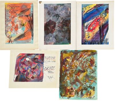 six tableaux de couleurs et de tailles différentes sont exposés sur une surface blanche