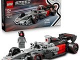 Voiture de course « Lego Speed Formula » avec pilote, devant une boîte