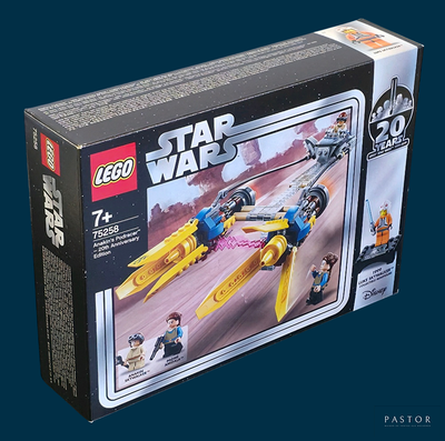 une boîte contenant un ensemble Lego Star Wars