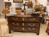 11/Une commode