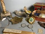 a lot of items that are sitting on a table