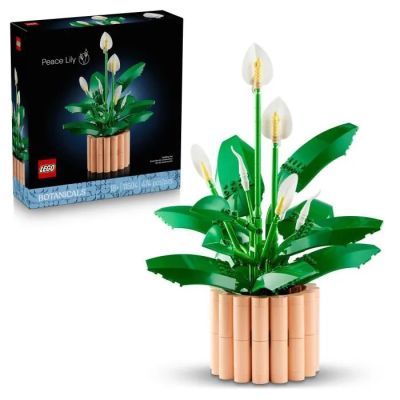 une plante faite de Lego et d'une boîte