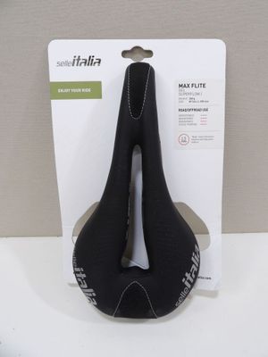 a picture of a bike seat that is in a package