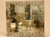 une photo d'un miroir dans lequel on voit un cheval et une calèche