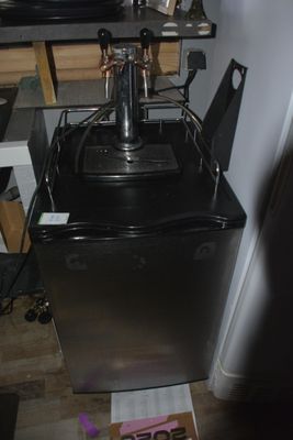 Pompe à bière mobile, en l'état - Photo 1