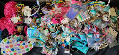bijoux et articles cheveux