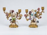 paire de figurines en porcelaine française du XIXe siècle représentant une femme et un homme