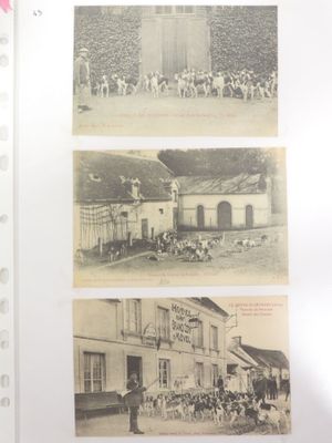 plusieurs photos d'un groupe de personnes debout devant un bâtiment