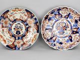 pair of japanese imari porcelain plates, 19th century