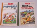 deux livres posés sur une table blanche, avec l'image d'un personnage de dessin animé