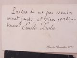 une feuille de papier sur laquelle on peut écrire