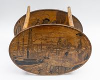 A. GARNIER. Une table basse à deux plateaux ovales à décor p… (photo 4)