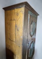 Petite armoire de mariage en bois mouluré et peint polychrom… (photo 6)
